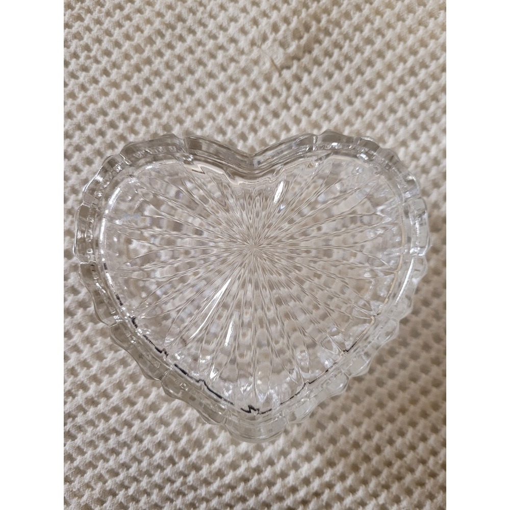 Crystal Heart Vintage Jewelry/Ring Holder With Lid For Your Precious Valuables